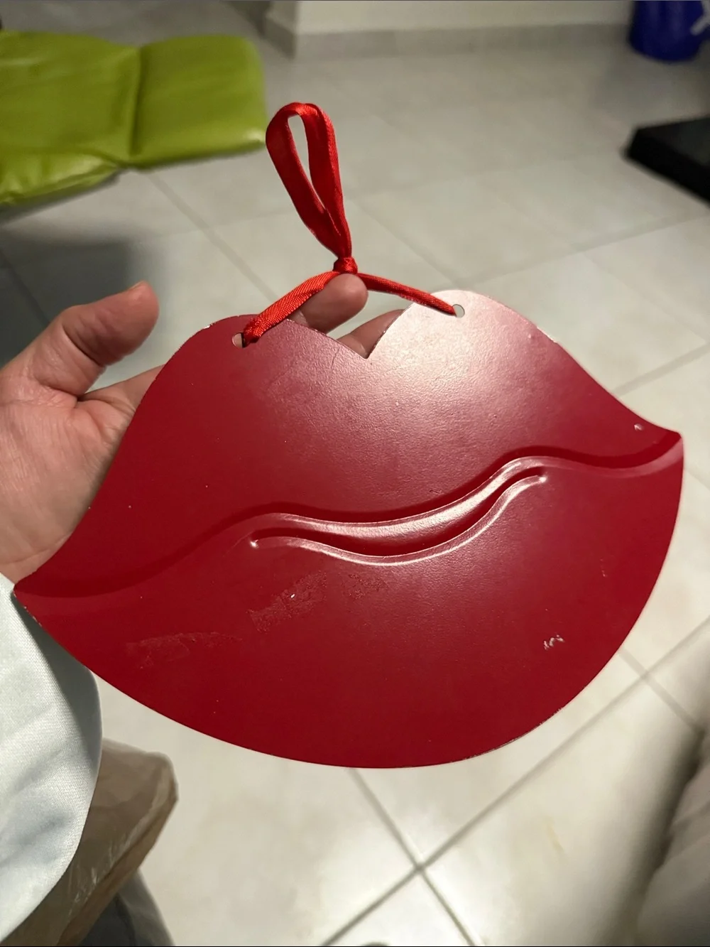 Pink Cupcake 'Sweet' Table Popper Decorations with Red Lip Hangings